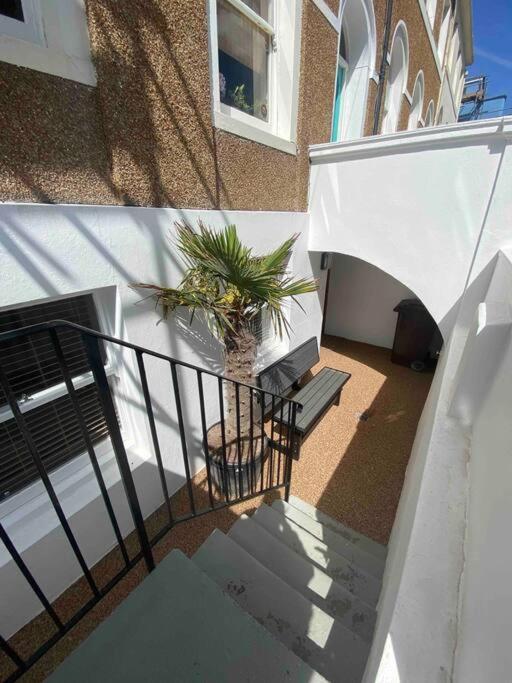Ferienwohnung Relaxing Costal Retreat Sleeps Four People Hastings Exterior foto
