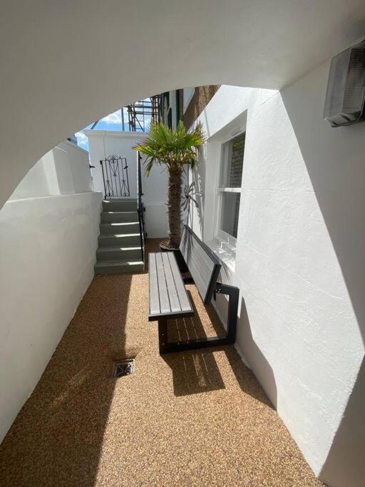 Ferienwohnung Relaxing Costal Retreat Sleeps Four People Hastings Exterior foto